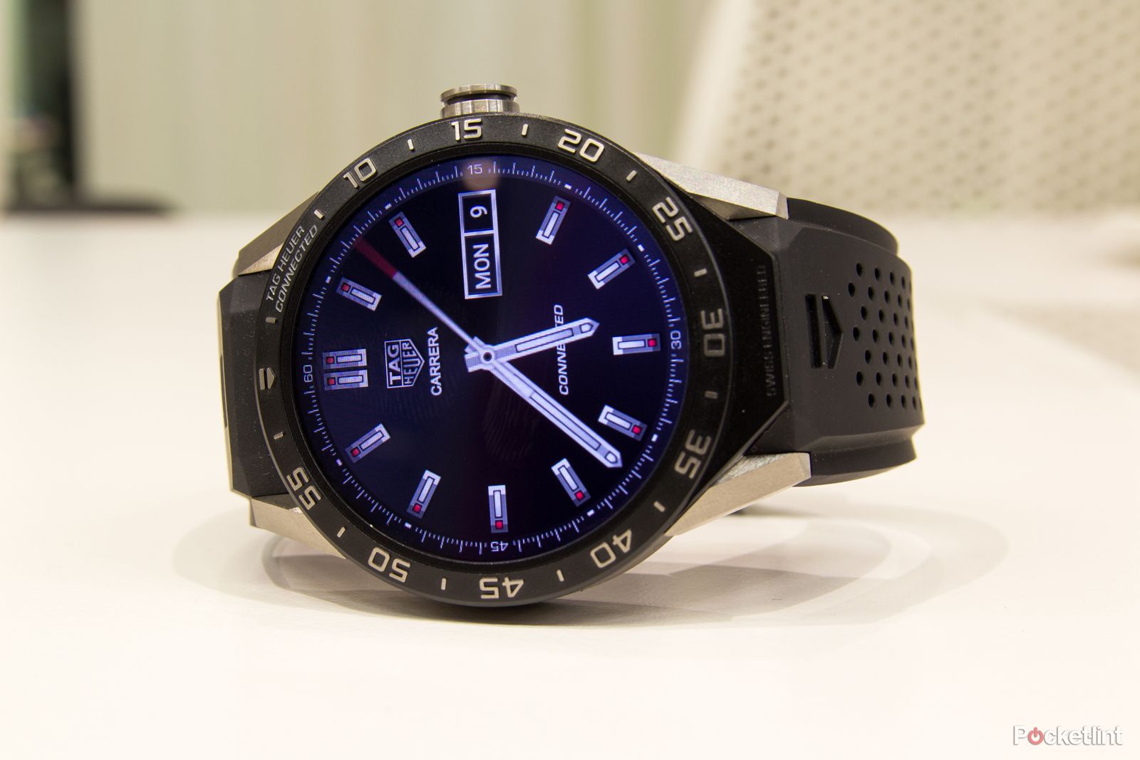 this is why a 1100 android wear smartwatch makes perfect sense image 1