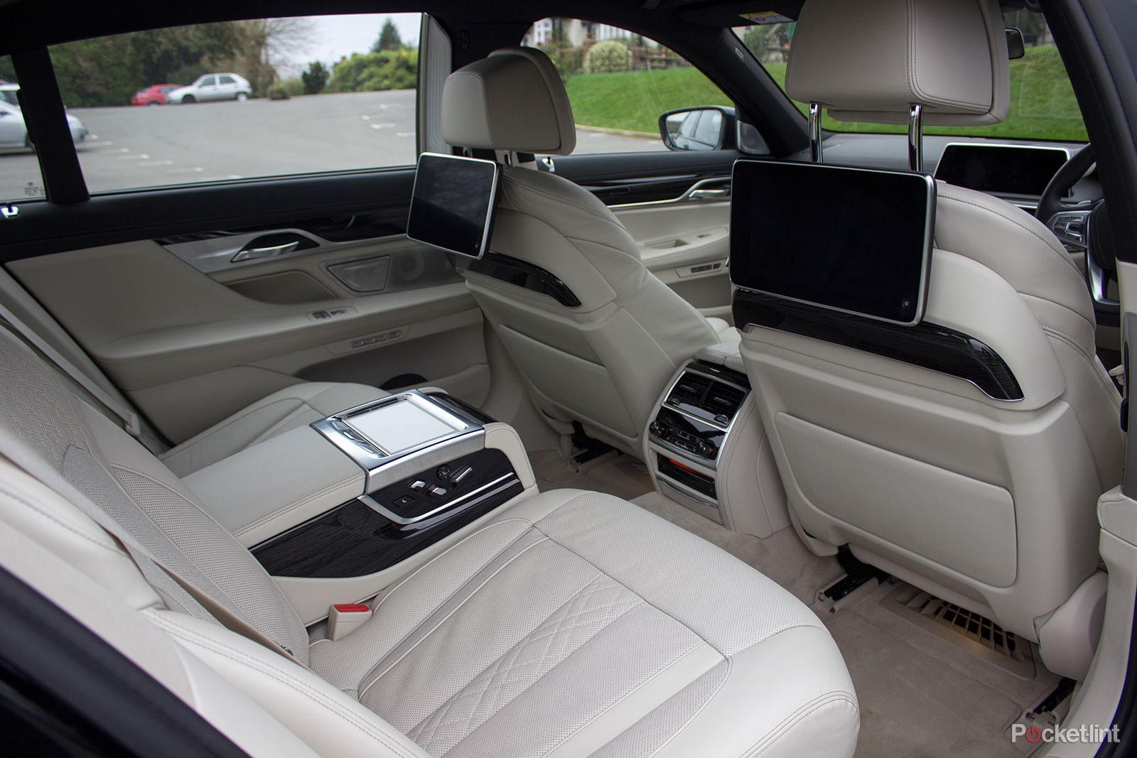 bmw 7 series review image 19