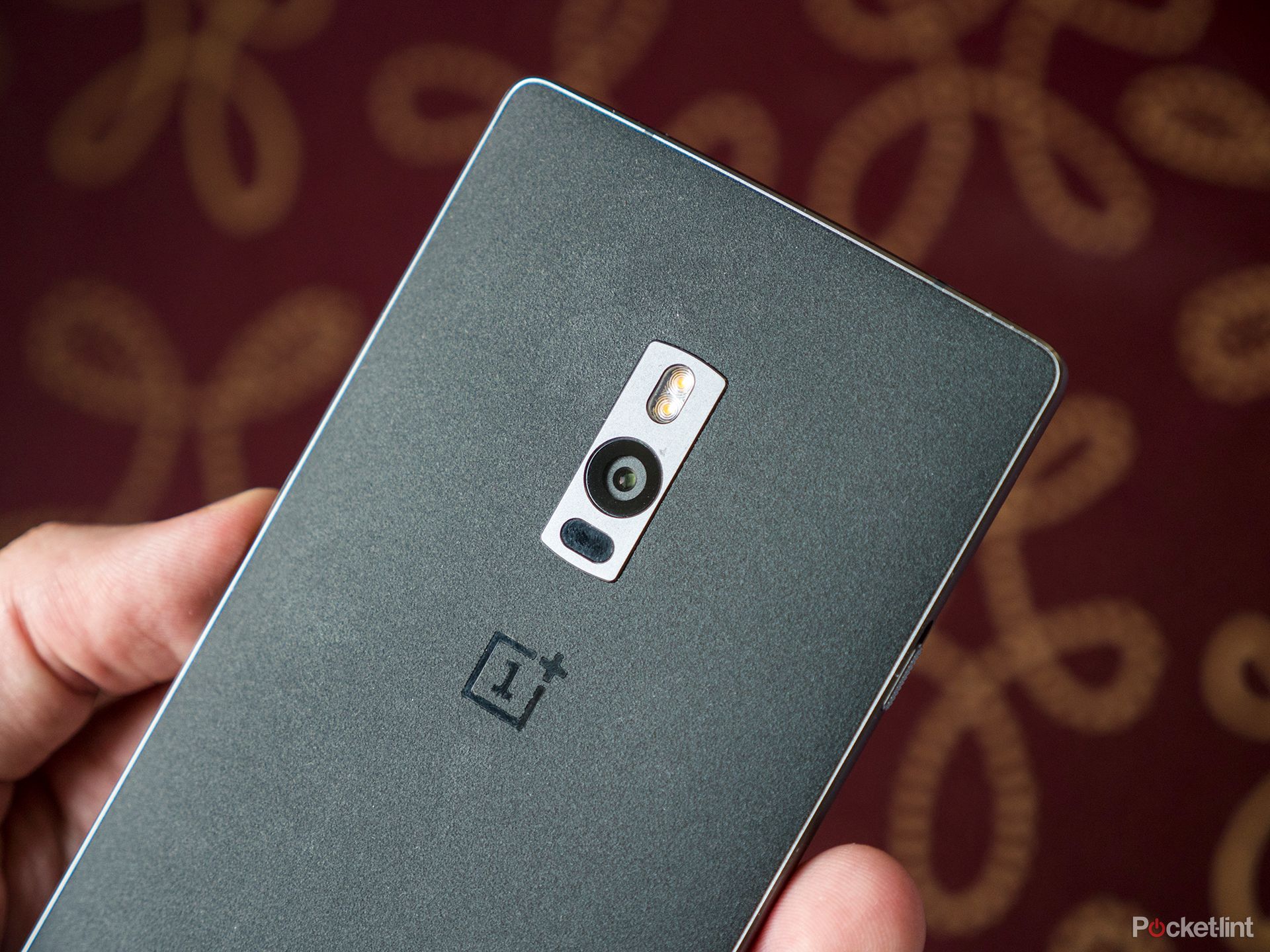 no oneplus invite no problem oneplus 2 and oneplus x are available invite free this week image 1