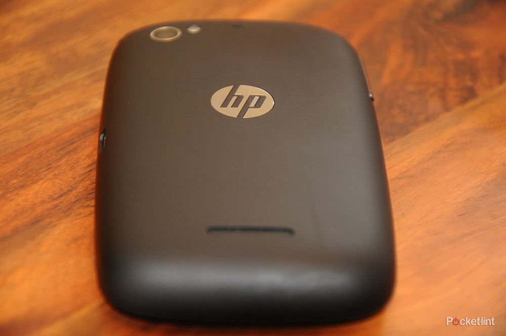 hp could return to smartphones with a 5 8 inch windows 10 handset image 1