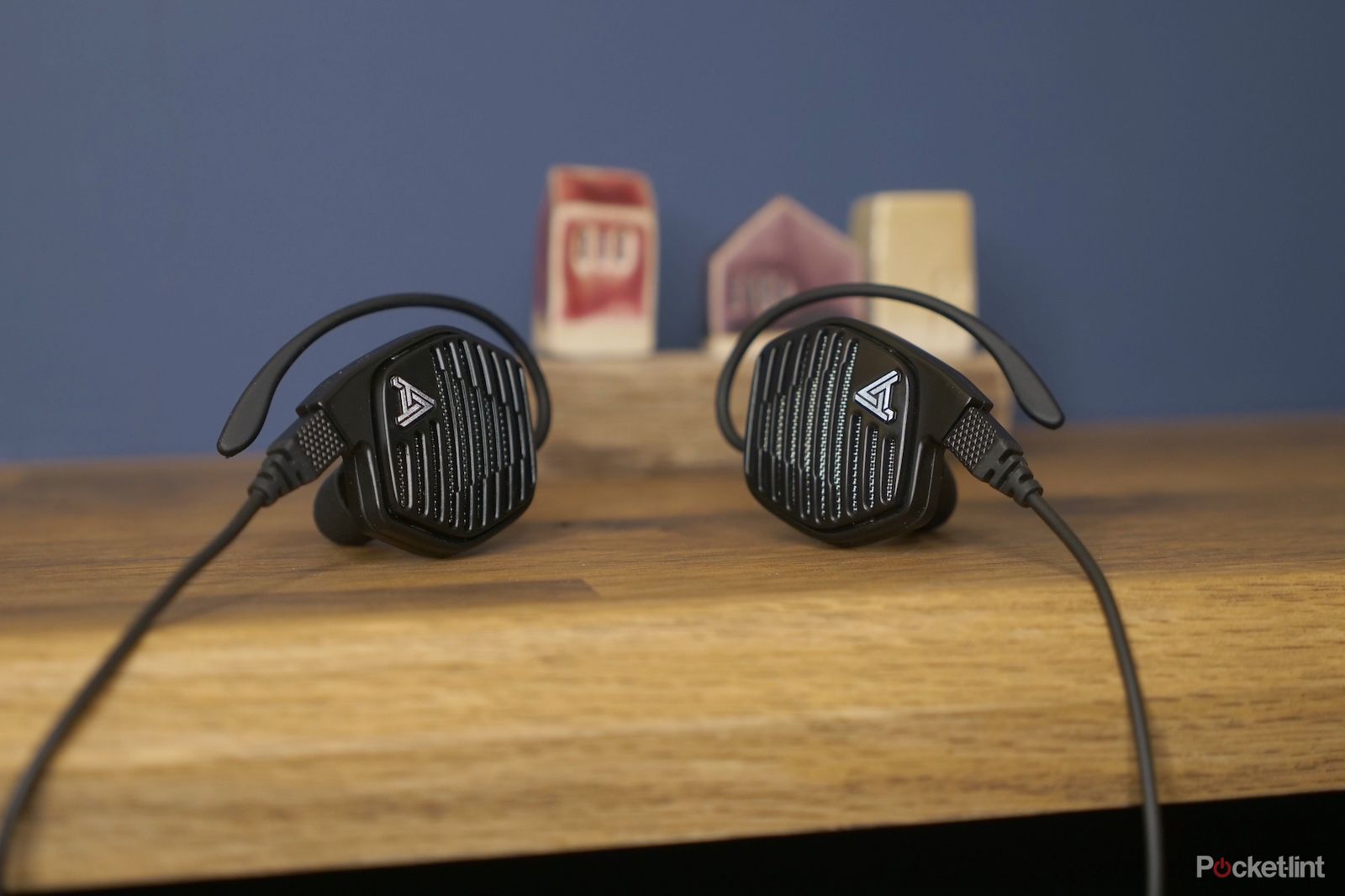 Best Lightning headphones photo 2