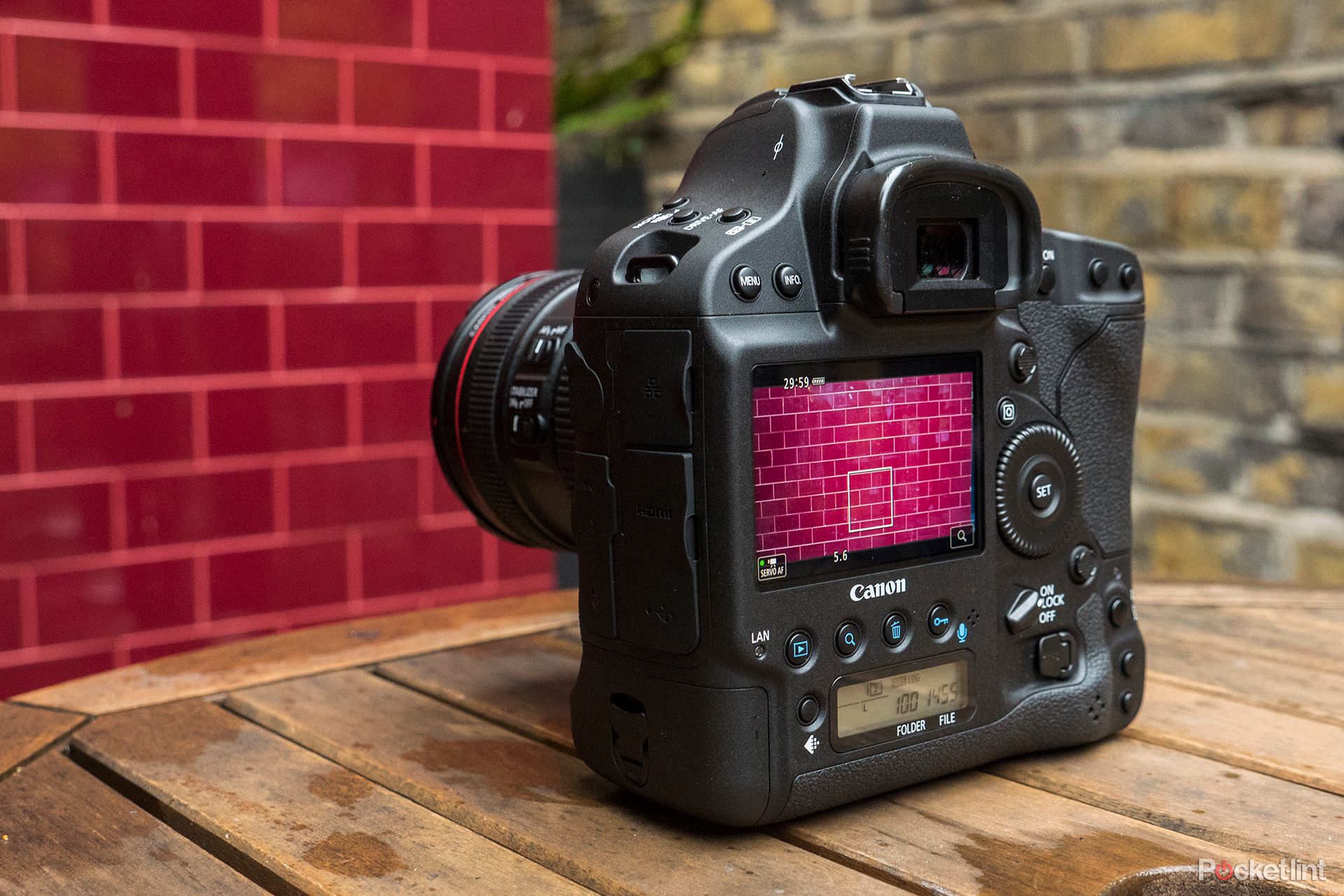 canon eos 1d x mark ii review image 6