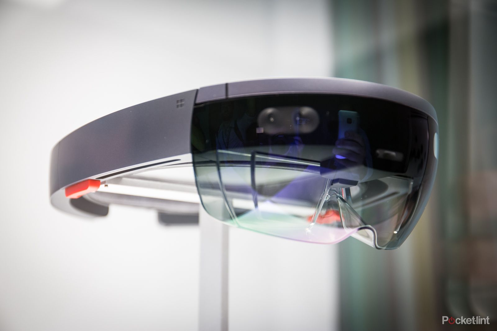 microsoft hololens preview image 5