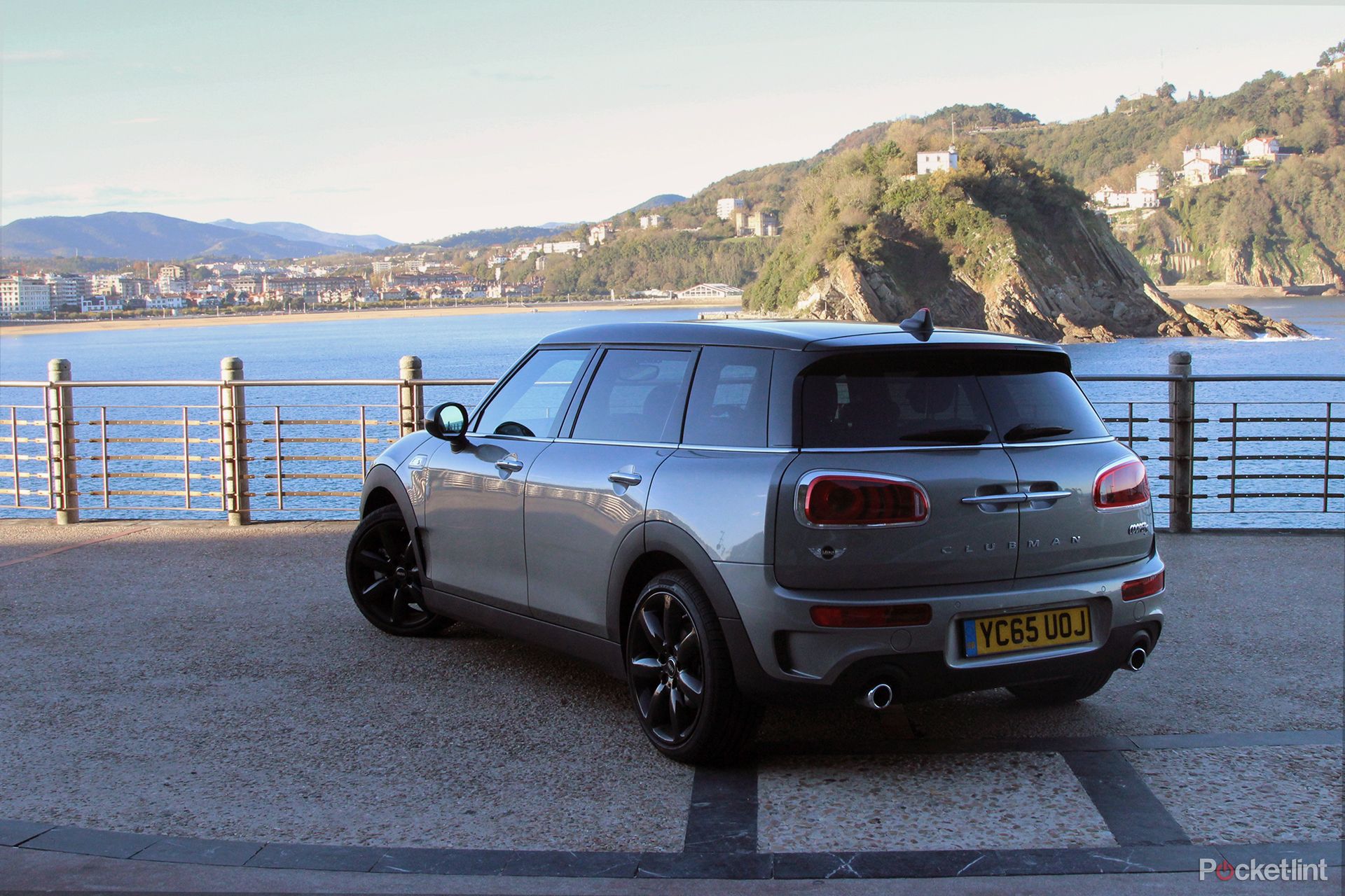 mini clubman review image 2