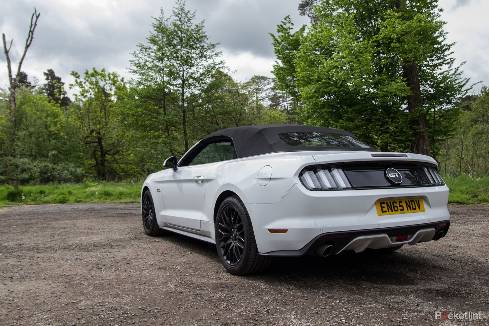 ford mustang gt convertible review image 35