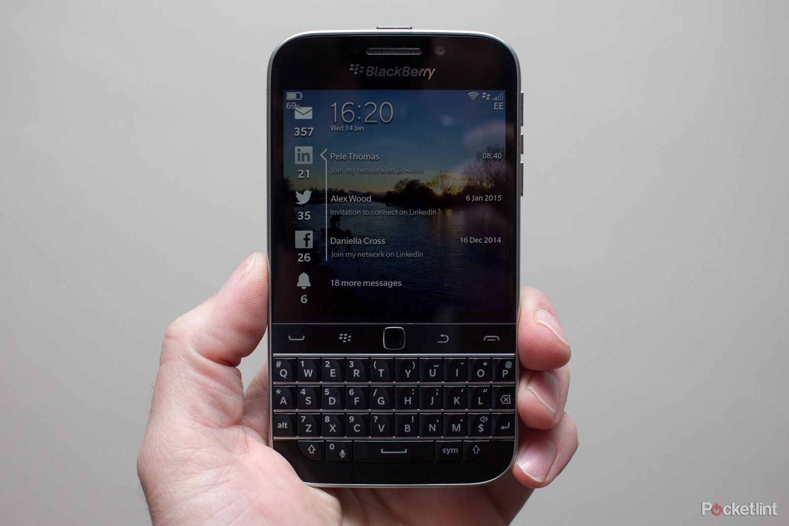 blackberry classic finally ditched will no longer be manufactured image 1