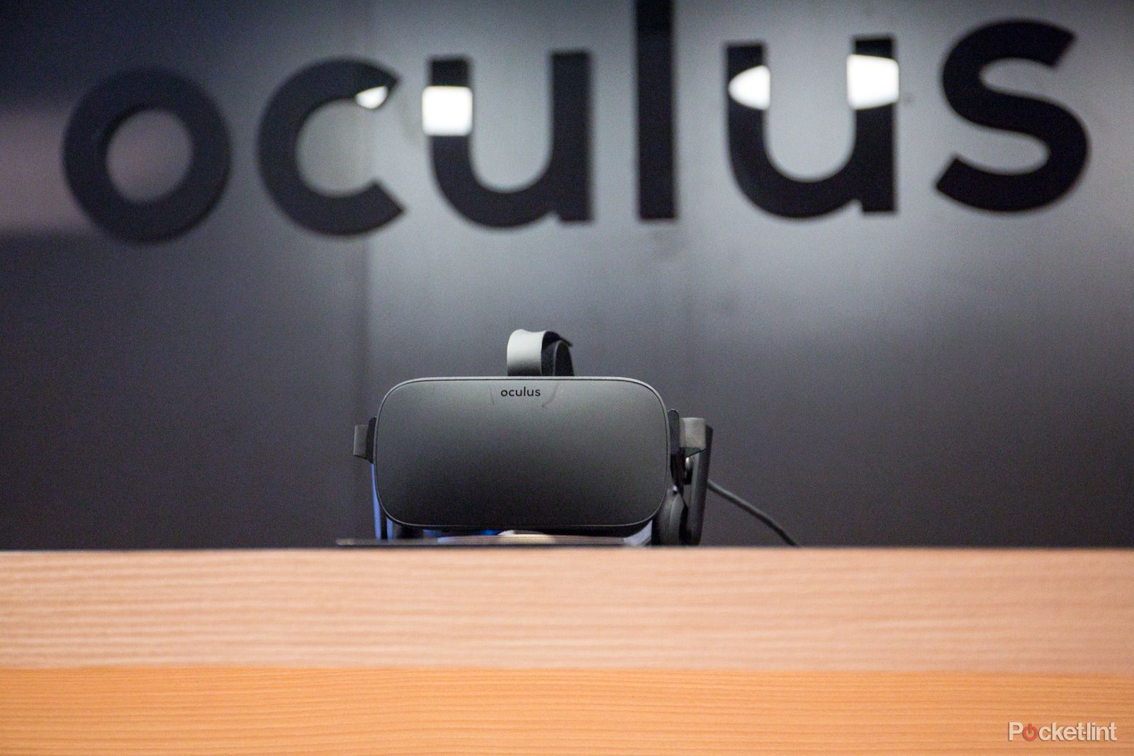 no more oculus rift delays pre orders shipped and you can buy one now image 1