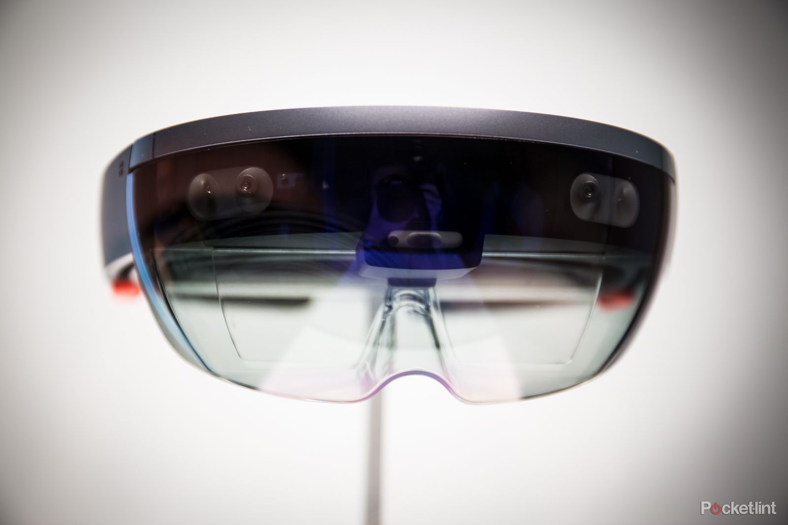 microsoft opens up sales of hololens to anyone with 3 000 to spare image 1