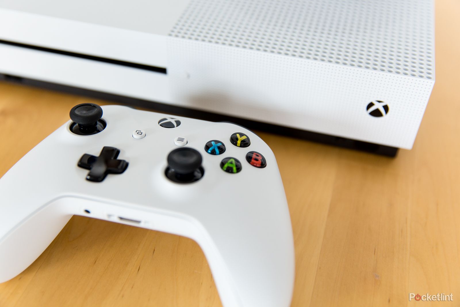 2tb xbox one s sold out for good  image 1