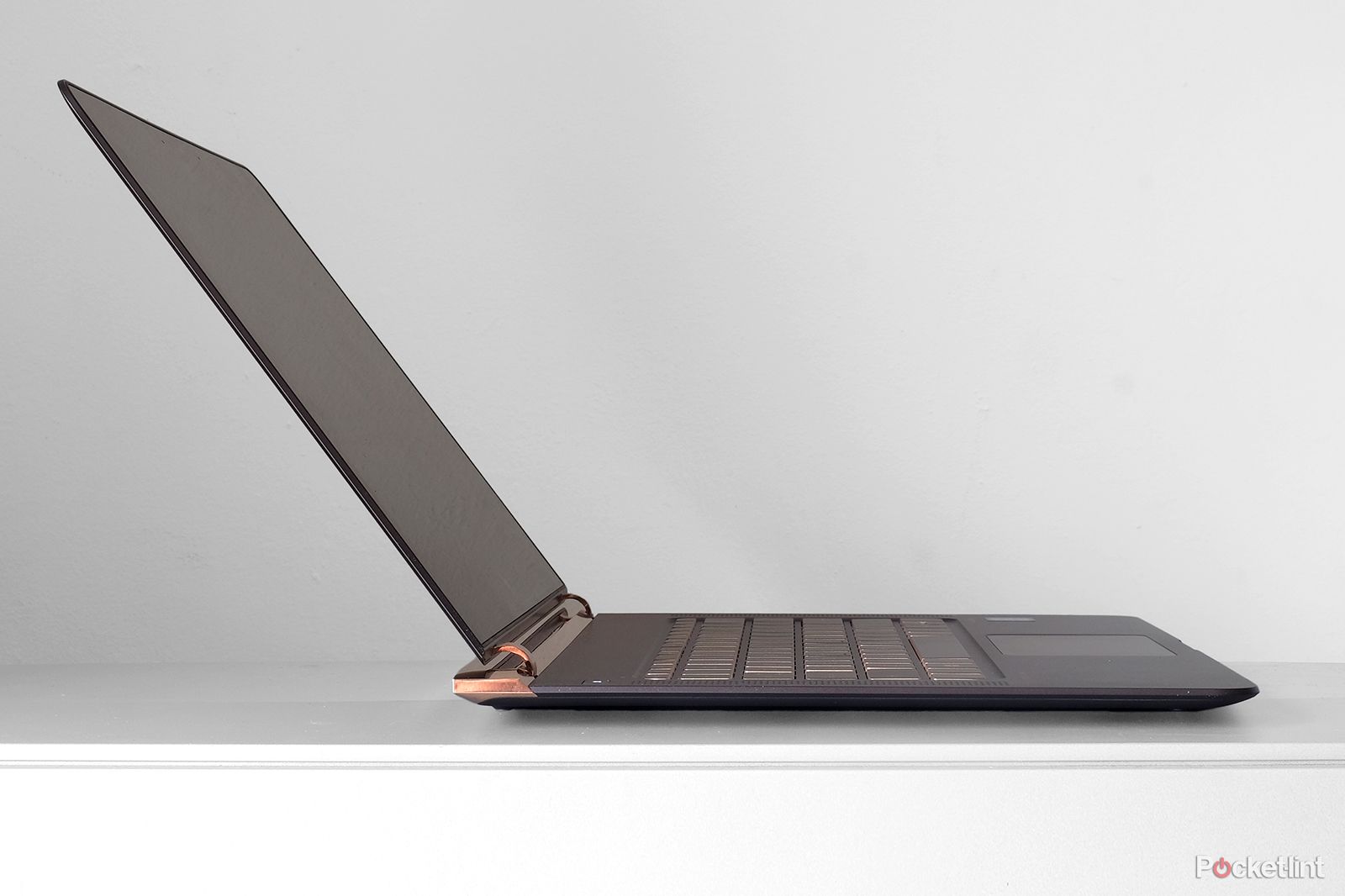 hp spectre 13 review image 5