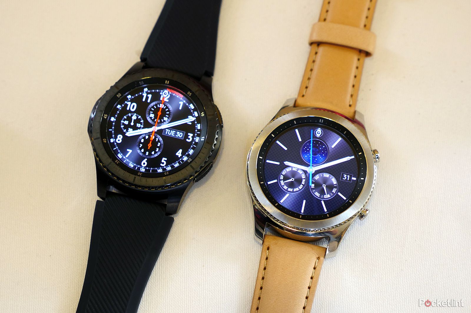 Gear s3 hot sale frontier size