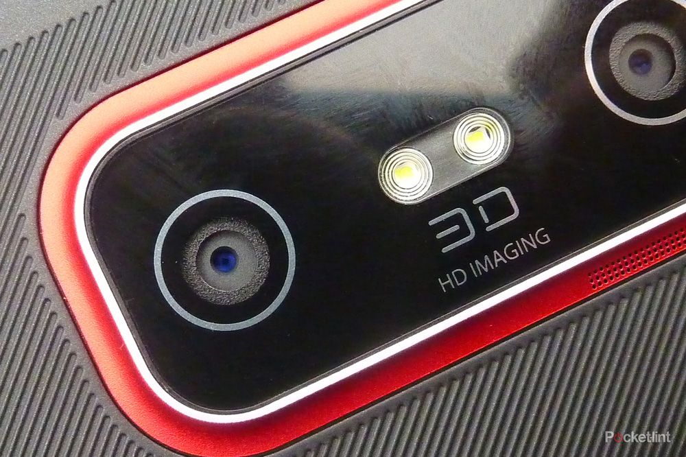 dual triple quad camera smartphones the history running through to the samsung galaxy s10 image 1