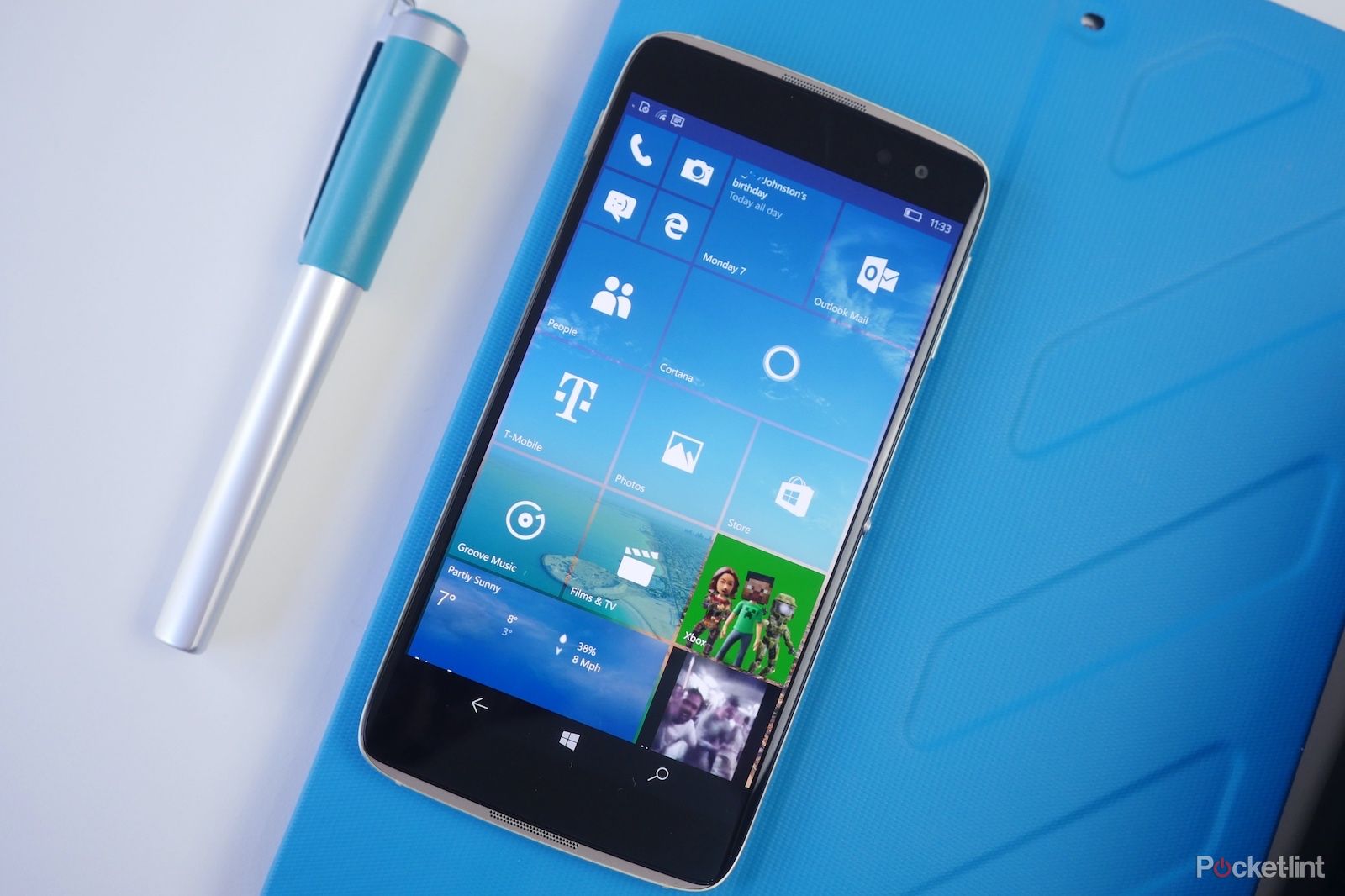alcatel idol 4s with windows 10 review image 1