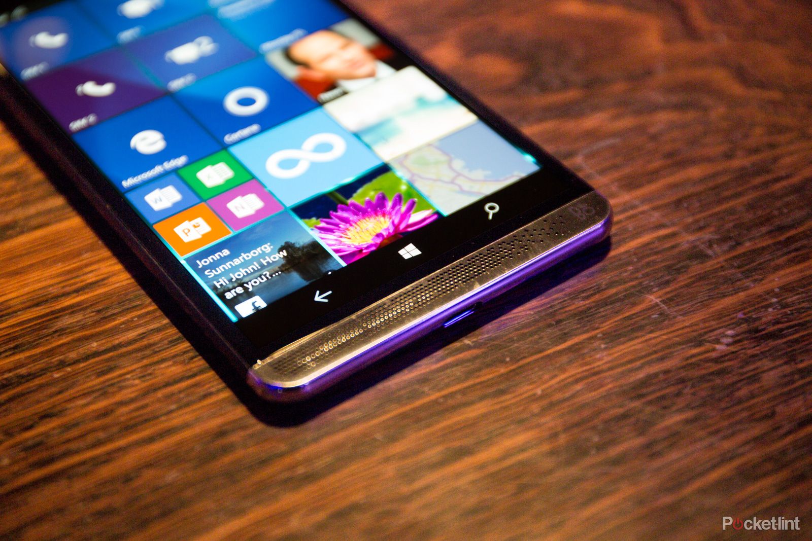 hp could release a consumer windows phone in february 2017 image 1