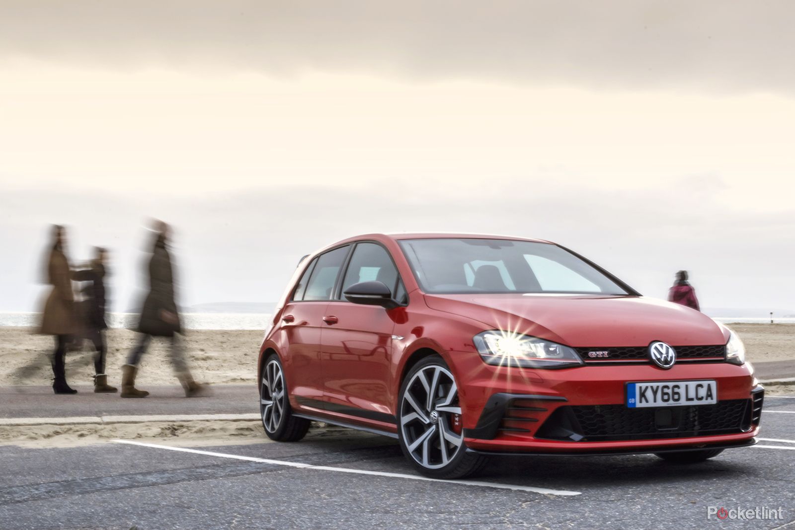 volkswagen golf gti clubsport edition 40 review image 1