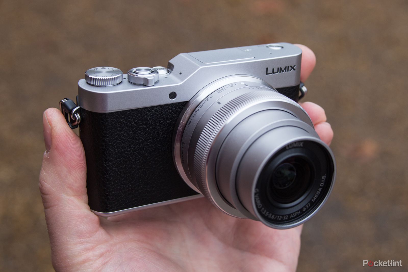 panasonic lumix gx800 is the cutest most compact g series camera around image 1