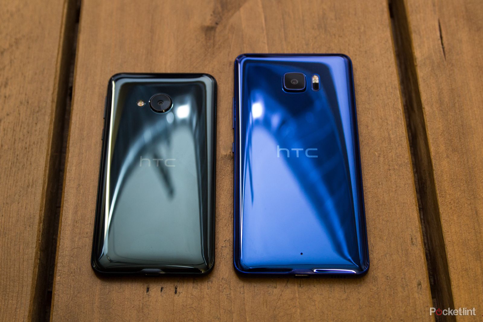 htc u ultra and u play official unique designs very different specs image 1