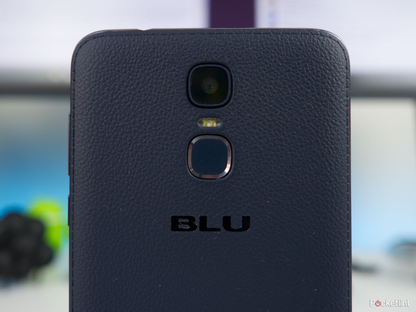 blu life max all the phone you could want for 90 image 6