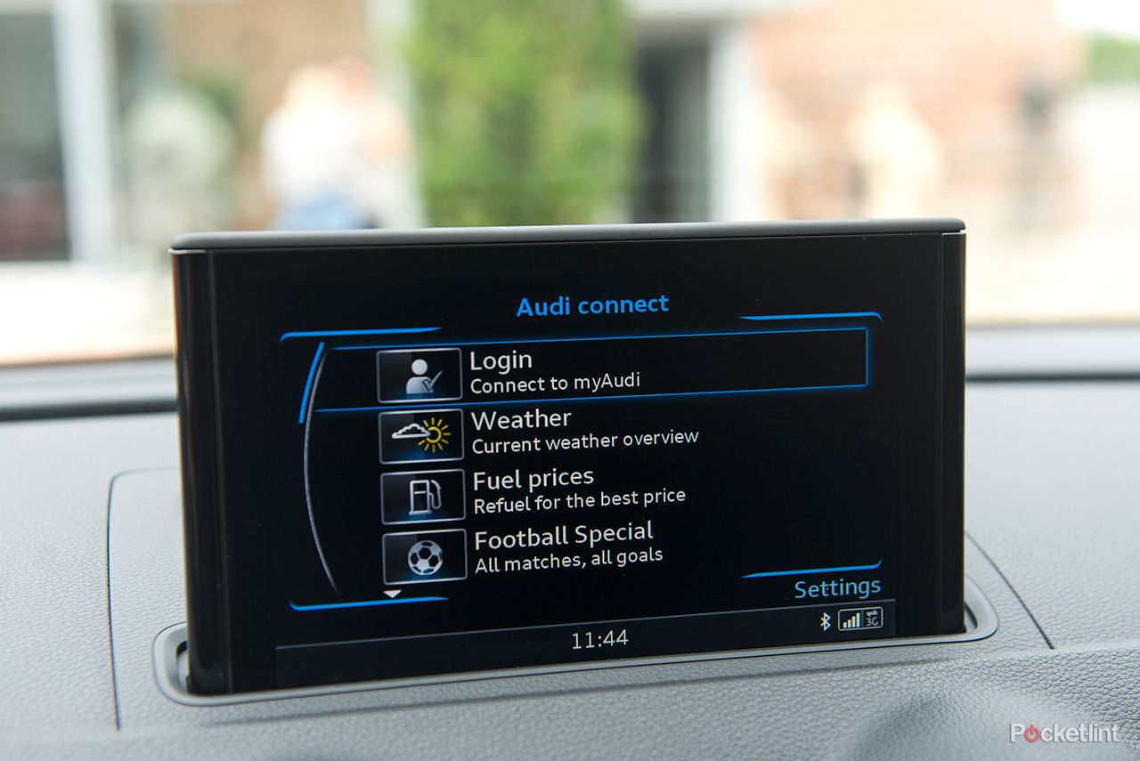 audi mmi exploring audi s in car infotainment and tech options image 24