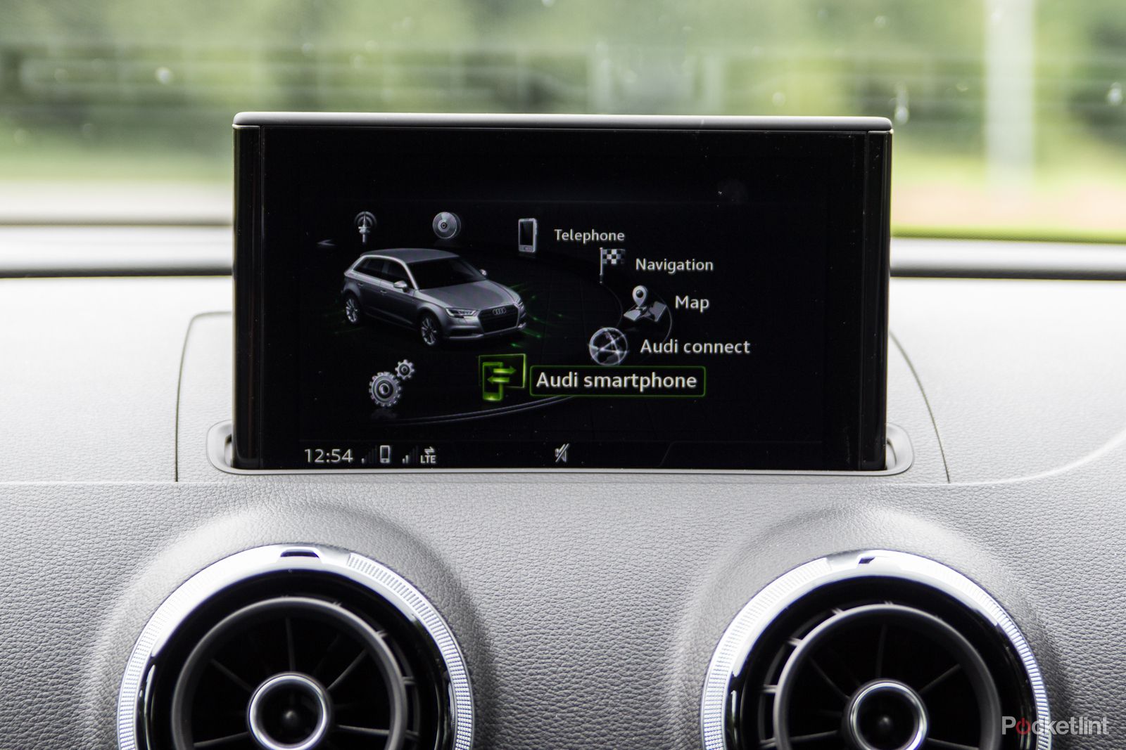 audi mmi exploring audi s in car infotainment and tech options image 7