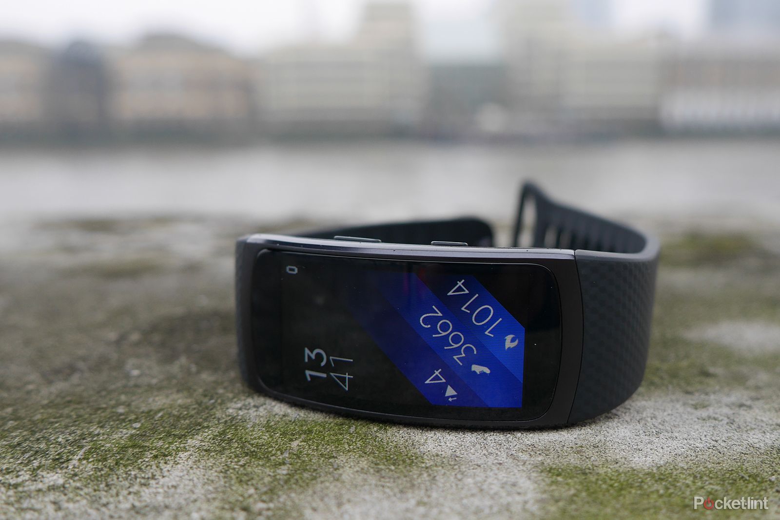 samsung gear fit 2 review image 1