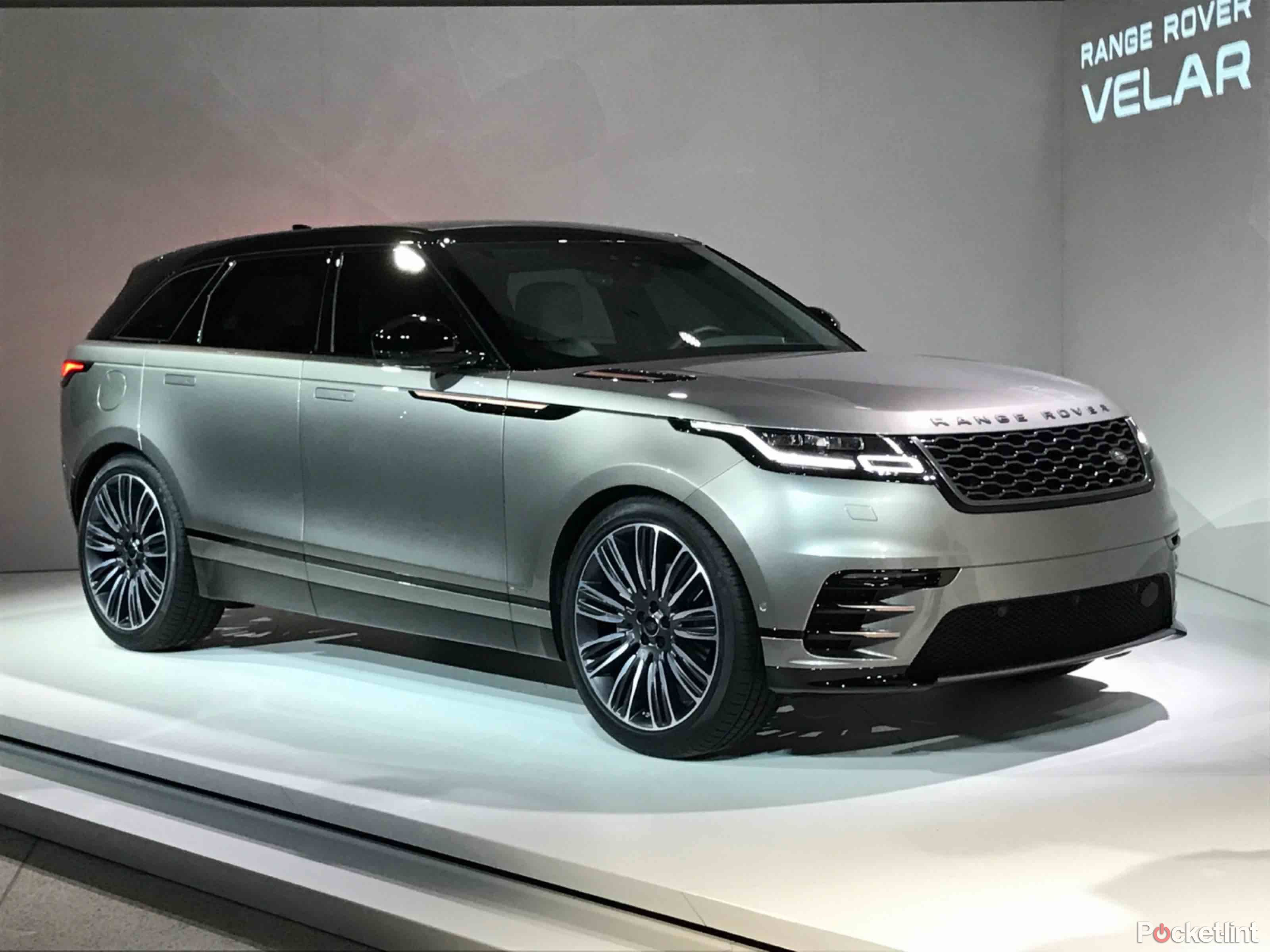 range rover velar a tech packed 4x4 for a new generation image 1