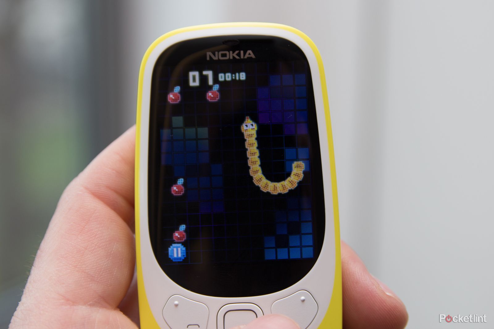 this is the new nokia 3310 and you can buy it on 24 may image 13