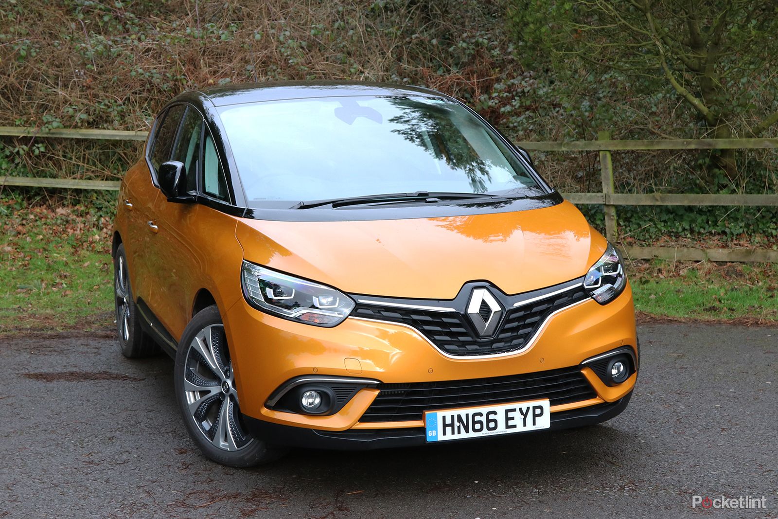 renault scenic 2017 review image 1