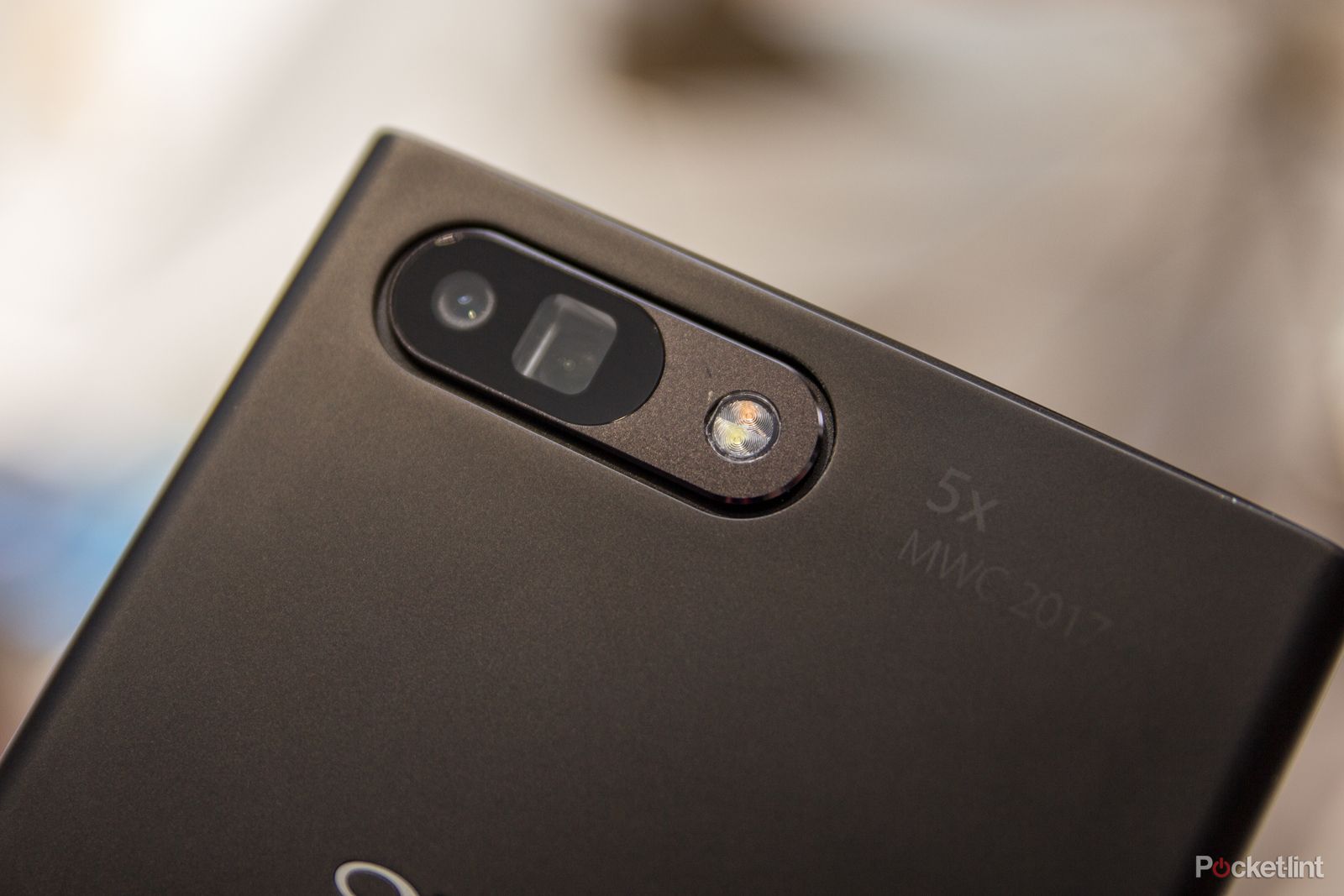 oppo s new 5x dual camera uses periscope technology to offer lossless zoom image 1
