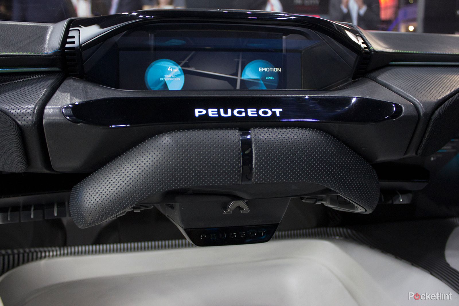 stunning instinct concept car shows peugeot s vision of an autonomous driving future image 6