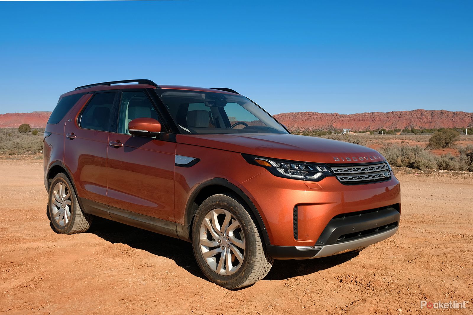 land rover discovery 2017 review image 2