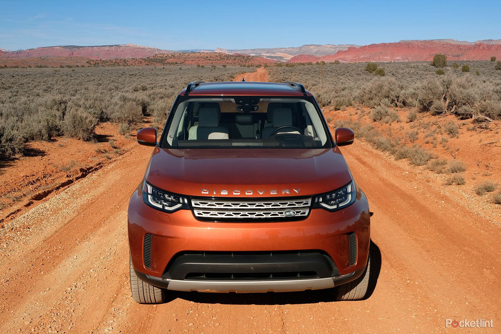 land rover discovery 2017 review image 4