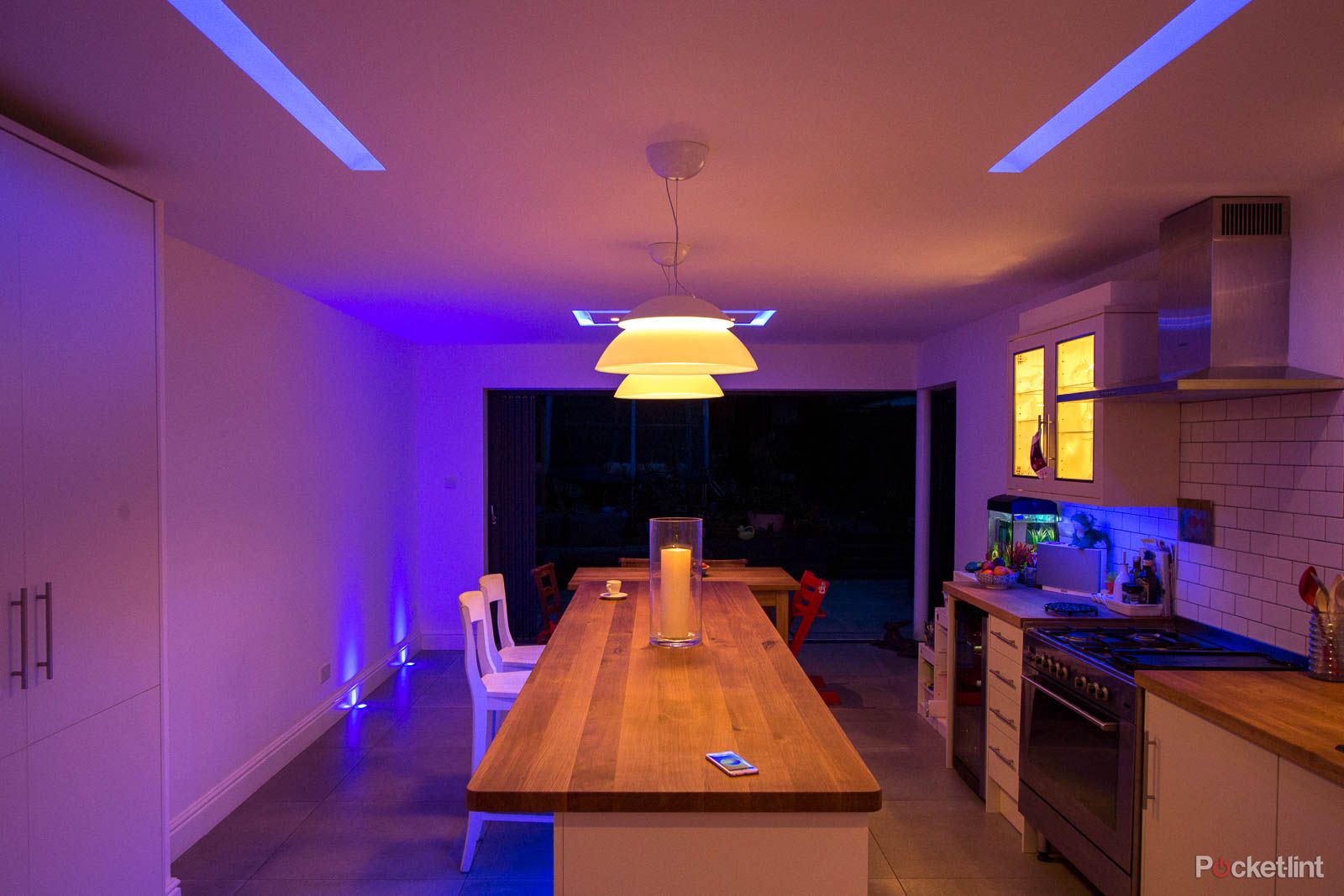 what philips hue smart bulbs are there and which should you buy image 1
