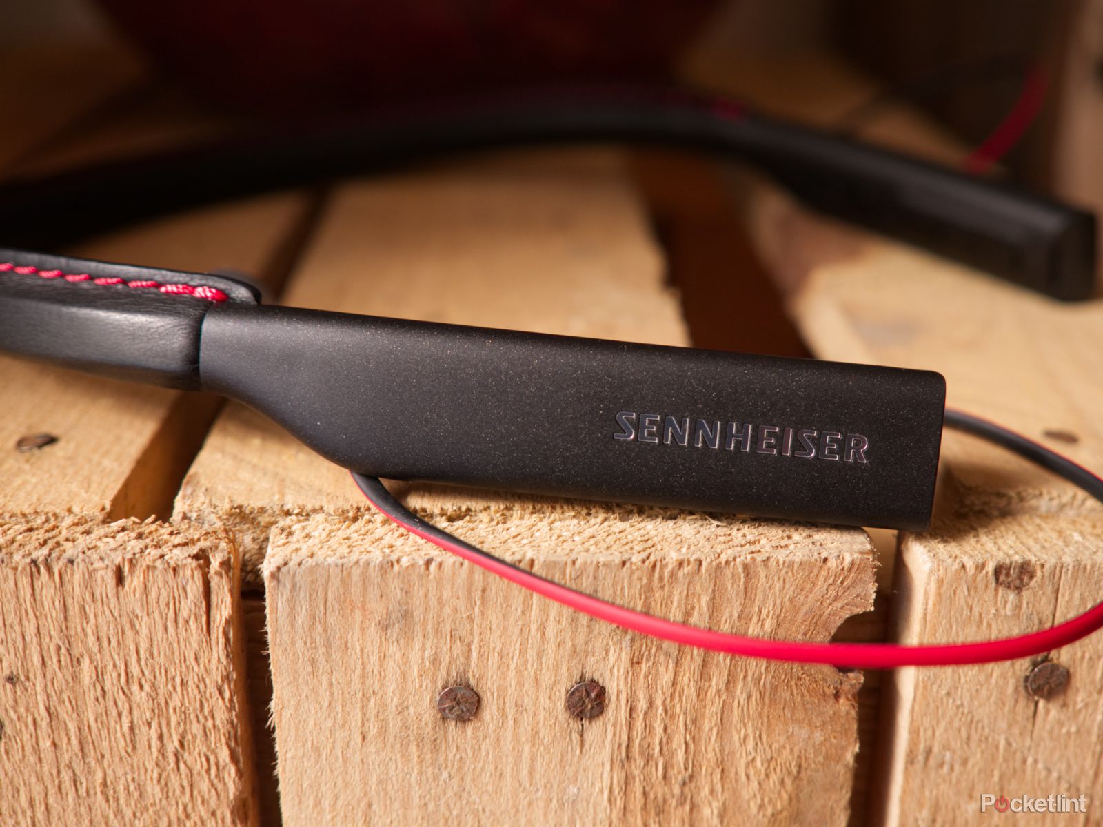sennheiser momentum in ear wireless review image 4