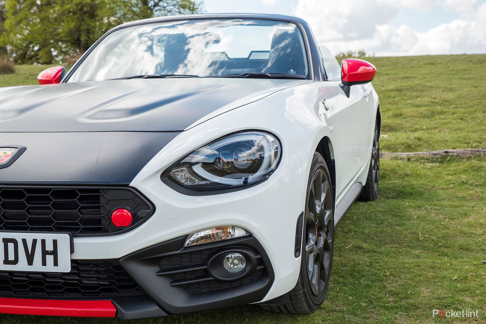 abarth 124 spider review image 12