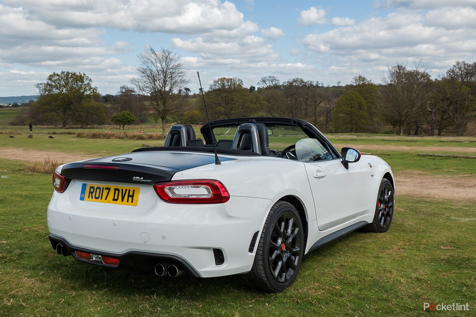abarth 124 spider review image 7