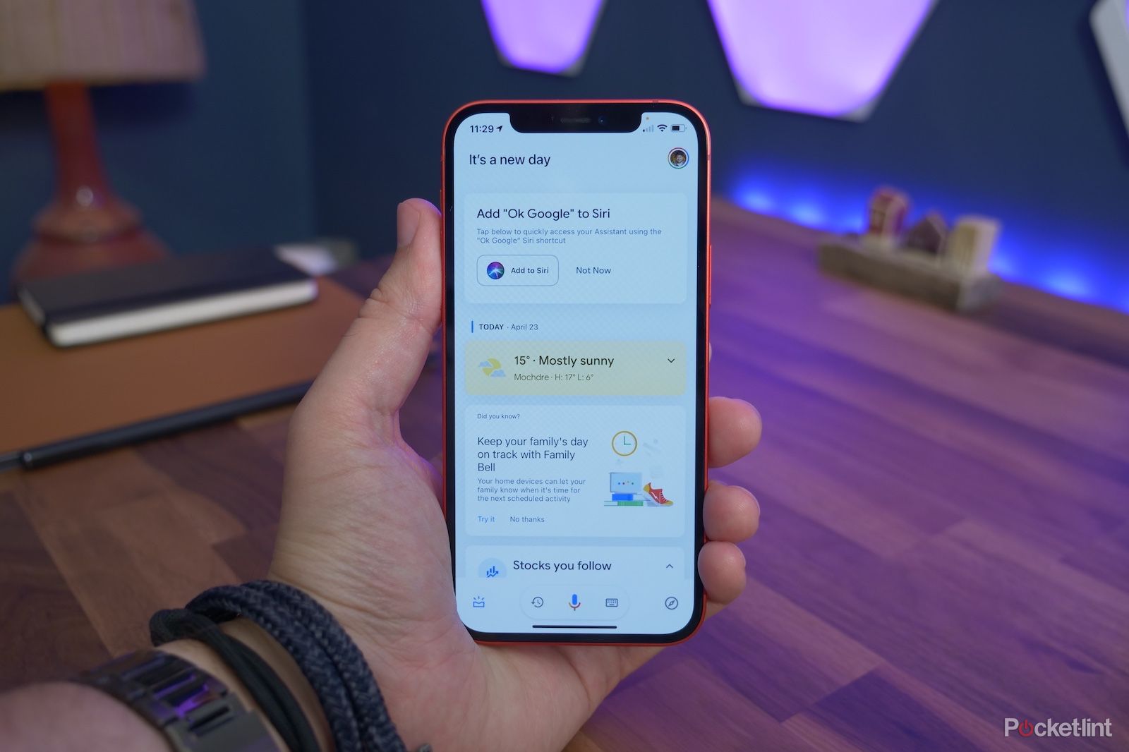 Google Assistant on iPhone: What can it do that Siri can't?