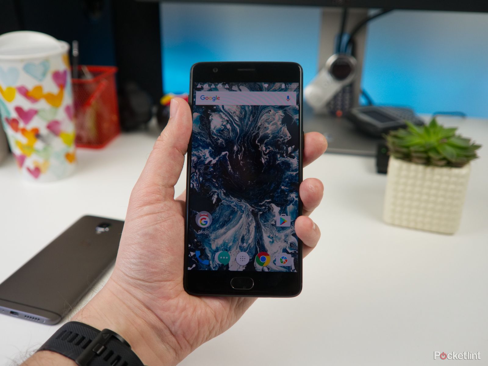 grab a oneplus 3t while you still can discontinued from 1 june image 1