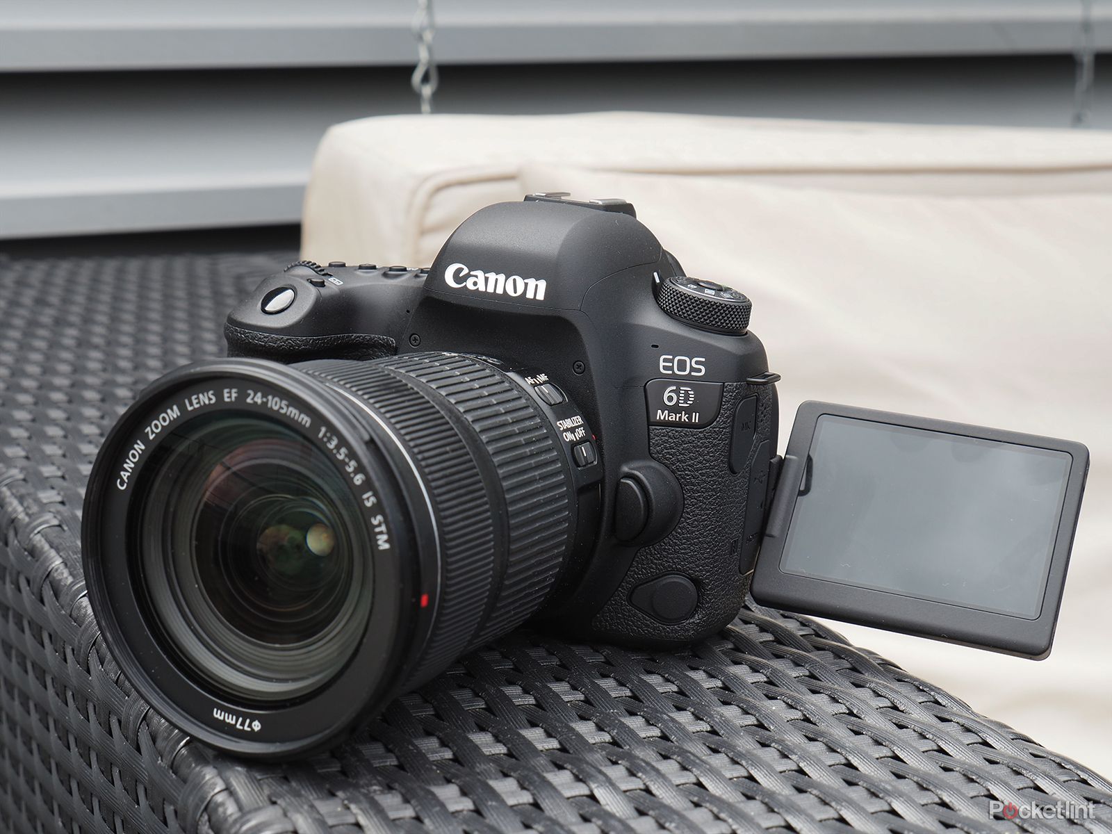 Canon EOS 6D Mark 2 image 1