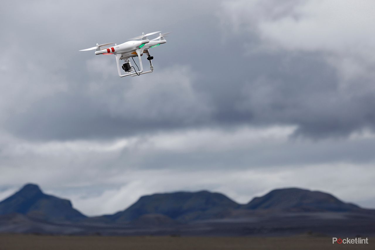 Geruststellen ruimte binair Vliegen met een drone in het VK en de VS: Regels en voorschriften uitgelegd