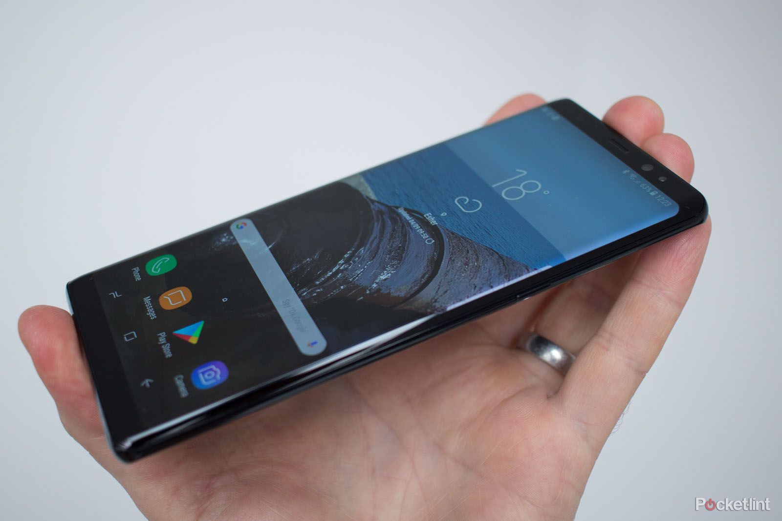 Samsung Galaxy Note 8 Review image 4