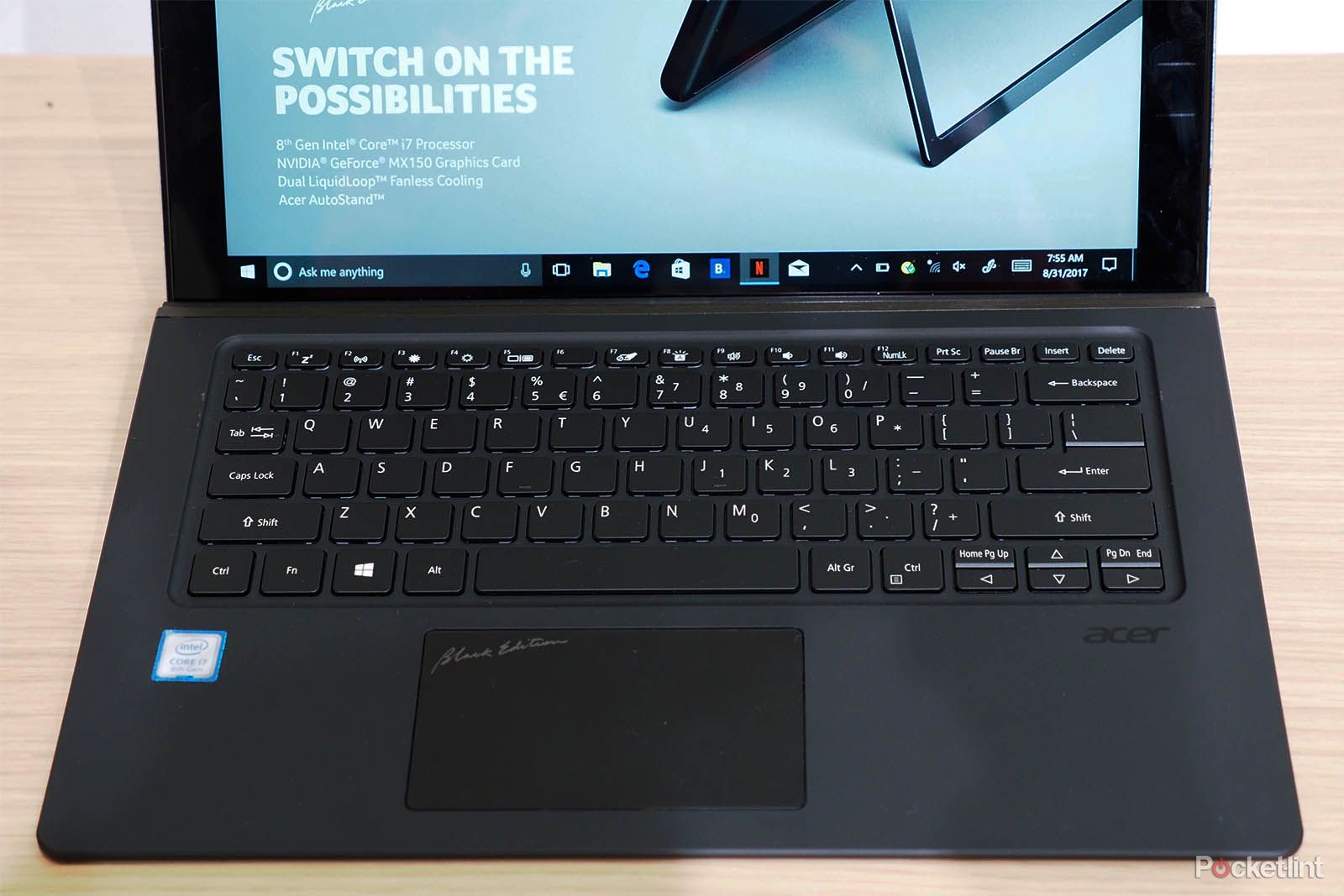 Acer Switch 7 Black Edition review image 9