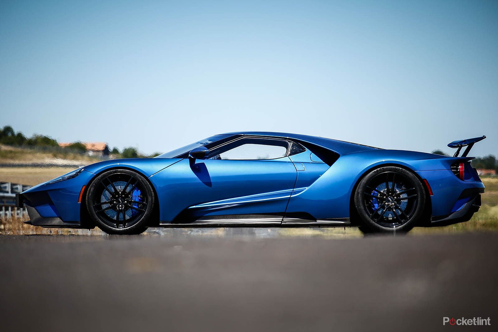 Ford GT review image 3