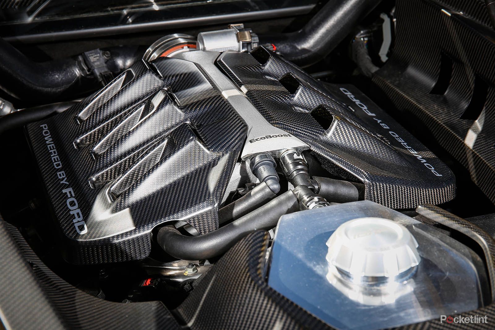 Ford GT interior image 11