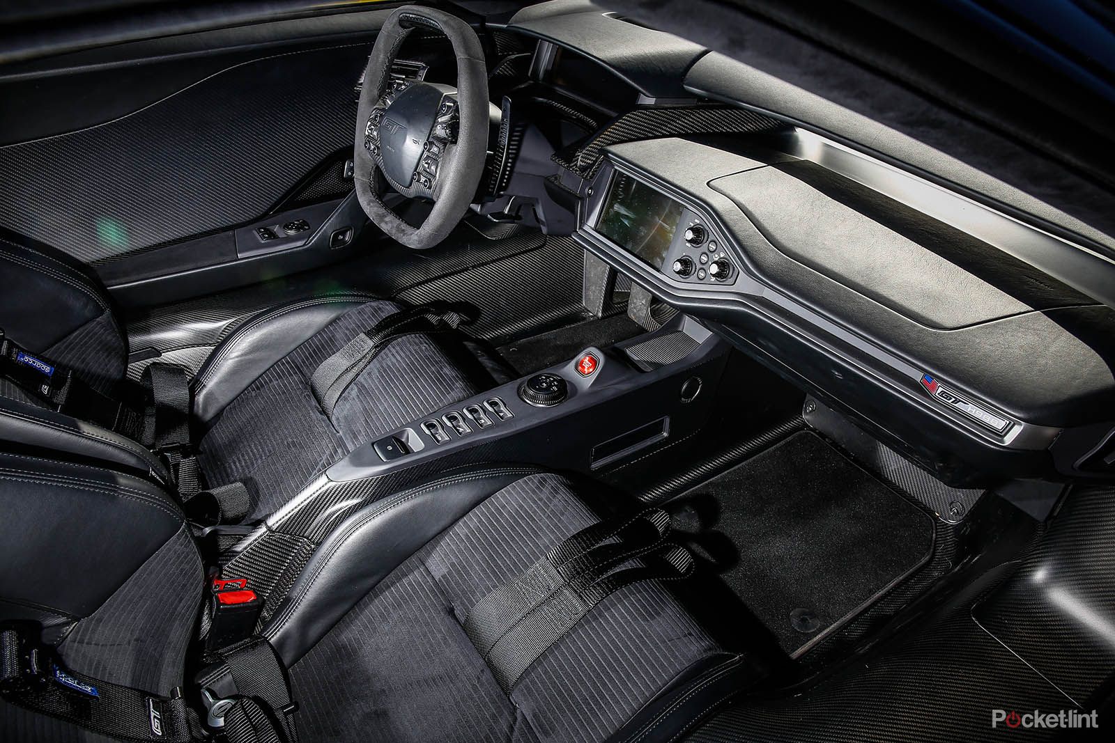 Ford GT interior image 2