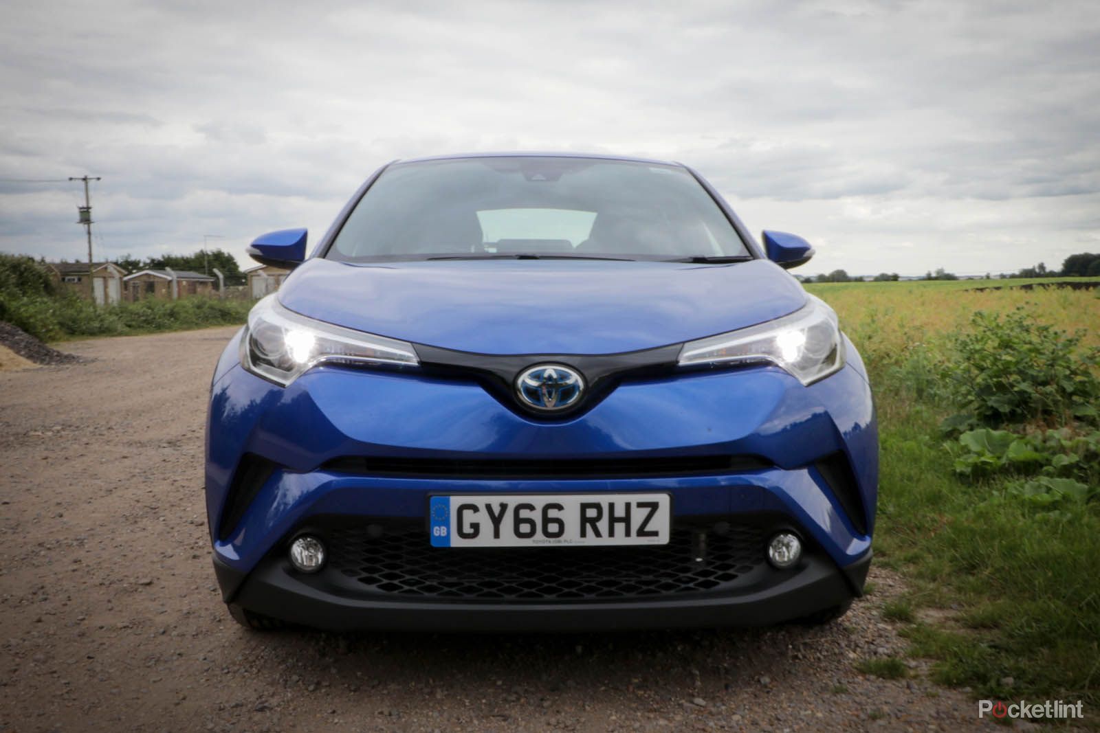 Toyota C-HR review image 2