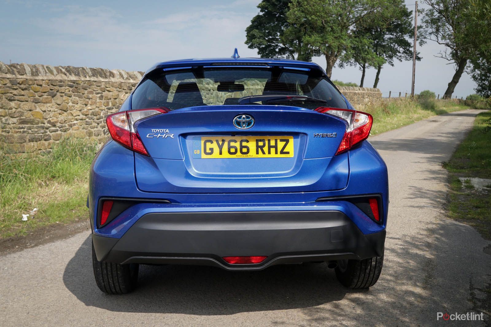 Toyota C-HR review image 6