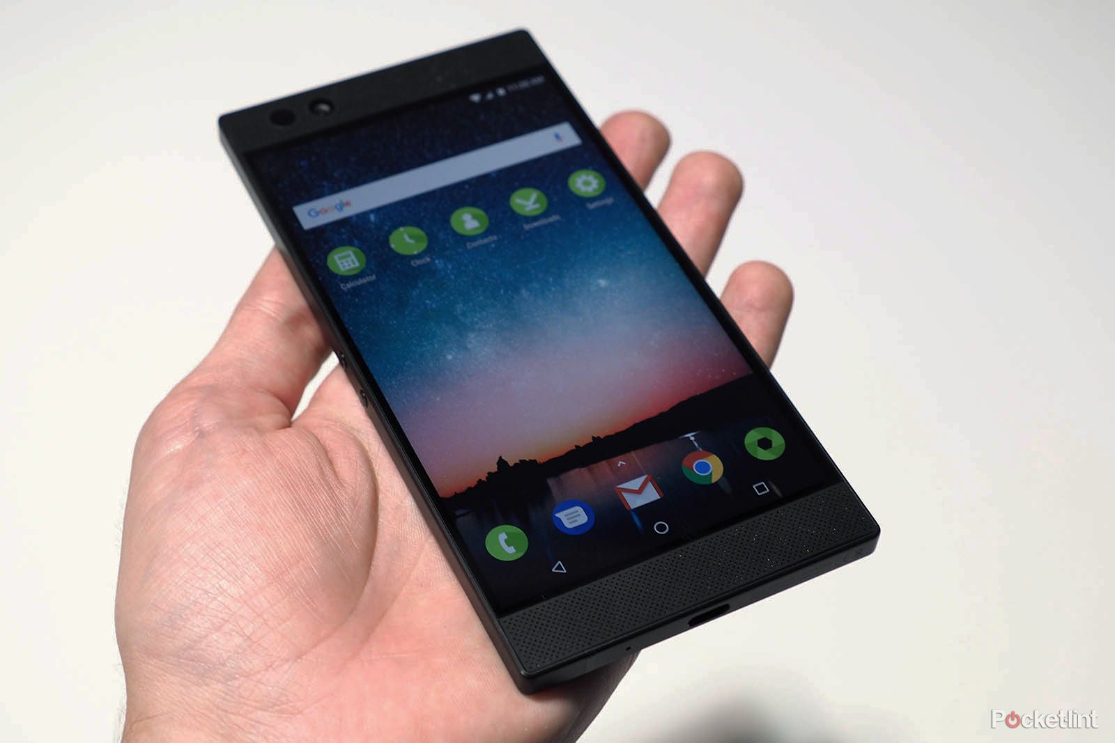 Want the best phone for gaming Say hello to the Razer Phone image 1
