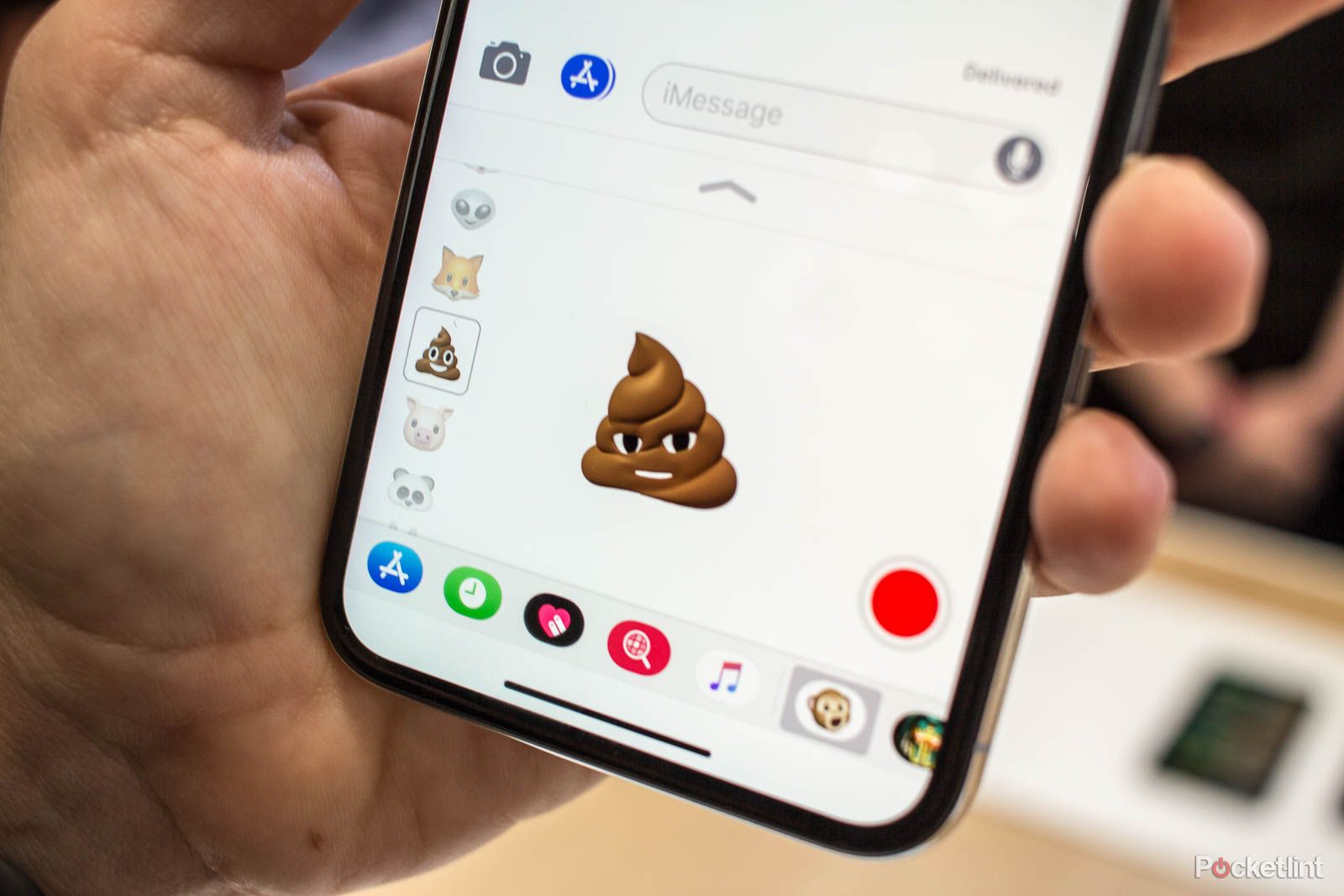 Animoji karaoke Yes its a real thing - see the best ones here image 1