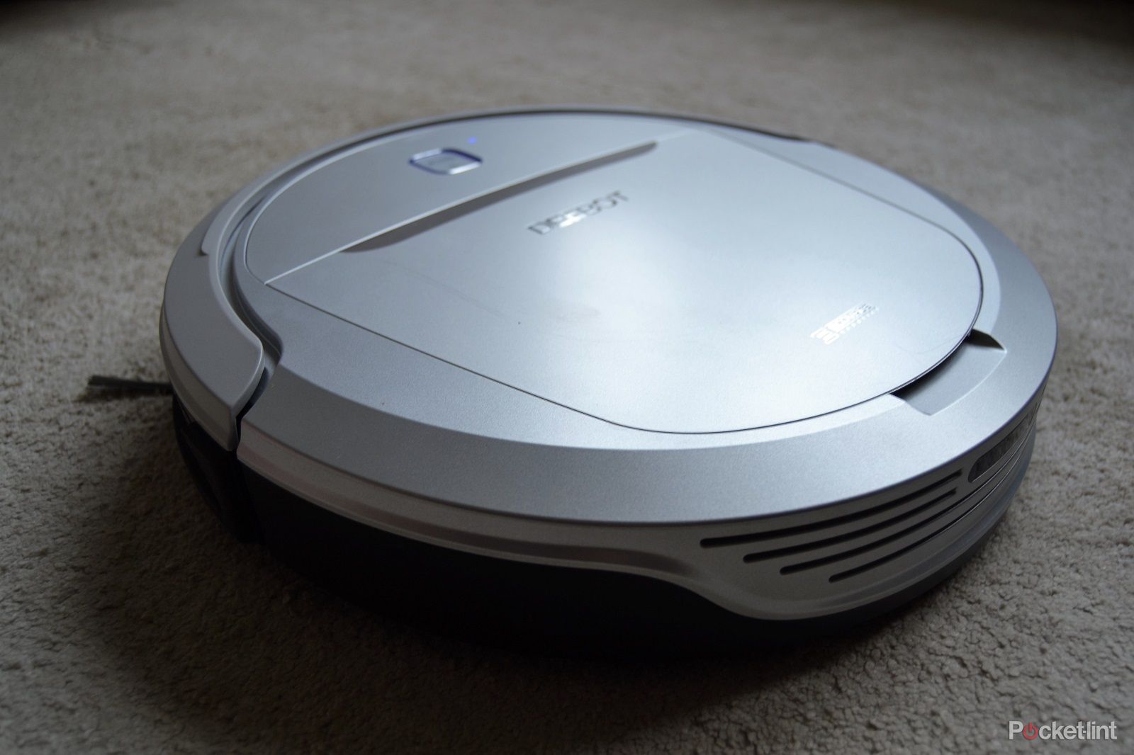 Deebot M81 Pro Robot Vacuum cleaner review image 2
